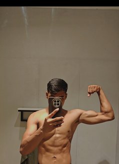 Akash - Male escort in Jaipur Photo 1 of 2