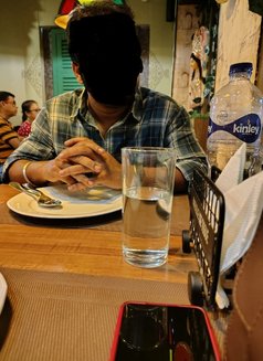 Allen - Male escort in Kolkata Photo 3 of 3