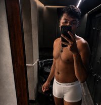 Akash - Male escort in Kolkata