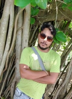 Akash - Male escort in Kolkata Photo 2 of 2