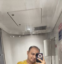 Akash_777 - Male adult performer in Mumbai