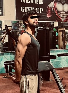 Akash - Male escort in New Delhi Photo 1 of 1