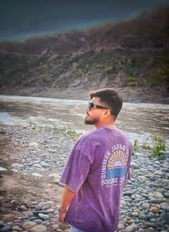 Akash Khan - Male escort in Dubai Photo 6 of 8