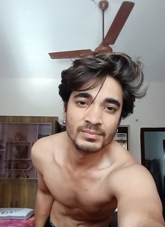 Akash Rana - Acompañantes masculino in Dehradun, Uttarakhand Photo 11 of 11