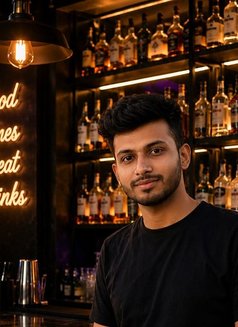 🟢 Akash Roy 🟢 - Male escort in Kolkata Photo 1 of 2