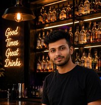 Aryan - Male escort in Kolkata