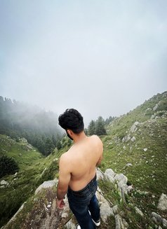 Akash Sky - Acompañantes masculino in Dubai Photo 1 of 1