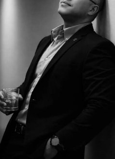 Akash69 - Acompañante masculino in Bangalore Photo 1 of 1