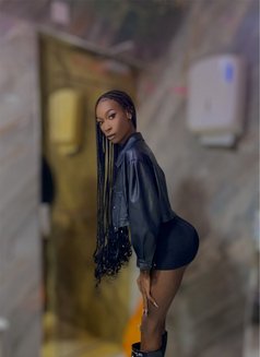 Akasha - Transsexual escort in Nairobi Photo 10 of 10