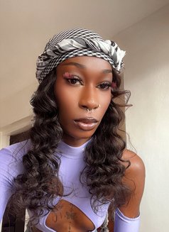 Akasha - Transsexual escort in Nairobi Photo 2 of 7