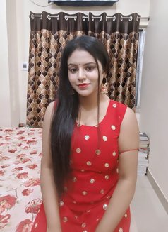 Akashi - escort in Indore Photo 2 of 3