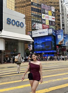 Akeesha Coleen NEW GIRL IN YOUR TOWN - puta in Mumbai Photo 3 of 9