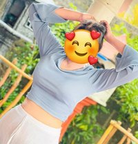 Akeshi - escort in Colombo