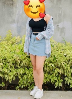 Akeshi - escort in Colombo Photo 6 of 6