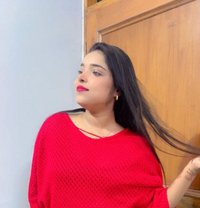 Akhil - puta in Visakhapatnam