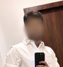 Ai dev - Acompañantes masculino in Bangalore Photo 1 of 1