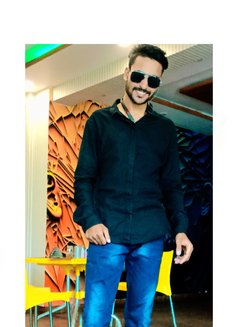 Akhil Singh - Acompañantes masculino in Mumbai Photo 26 of 27