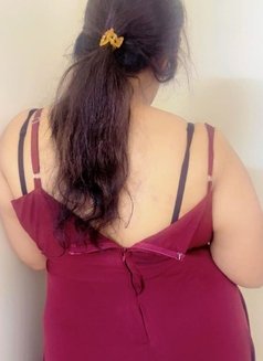 Akhila - escort in Dubai Photo 5 of 17