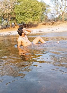 Akhshit verma ' Escorts only female - Acompañantes masculino in Candolim, Goa Photo 6 of 8