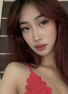 Aki - escort in Manila Photo 1 of 3