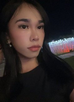 Aki - Transsexual escort in Davao Photo 4 of 6