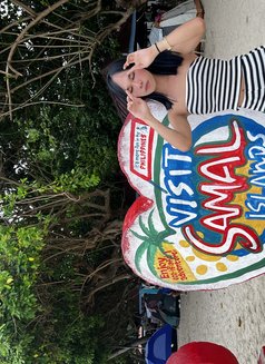 Aki - Transsexual escort in Davao Photo 6 of 6