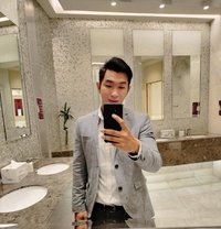 Aki - Male escort in Makati City