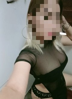 Bella - escort in Manila Photo 4 of 11