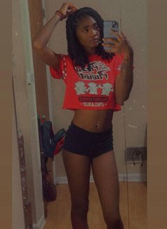 Flavia Hot slim girl in Jarahalli - escort in Bangalore Photo 1 of 4