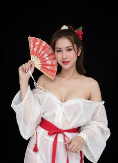 Akiko - escort in Bangkok Photo 4 of 5