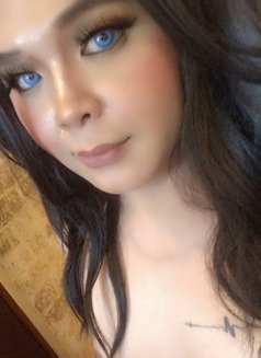 Akiko Shimizu - Transsexual escort in Manila Photo 7 of 15