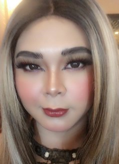Akiko Shimizu - Transsexual escort in Manila Photo 8 of 15