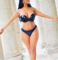 Akilah - escort in Cape Town Photo 1 of 7