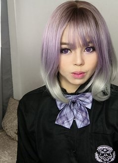 Akira Chua - adult performer in Manila Photo 8 of 16