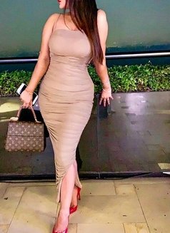 Akira live cam airhostess - escort in Colombo Photo 1 of 1