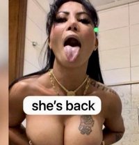 Akira-steamy MILF with Latina body - puta in Dubai