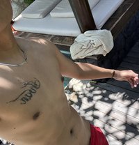 Akkandrean - Acompañantes masculino in Bali