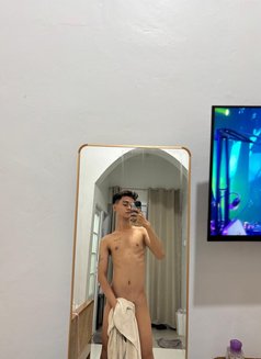 Felix - Acompañantes masculino in Bali Photo 2 of 7