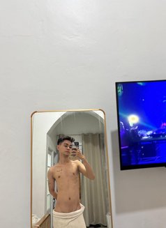 Felix - Acompañantes masculino in Bali Photo 4 of 7