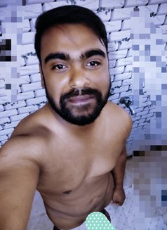 Akki Bisexual - Male adult performer in New Delhi Photo 5 of 14