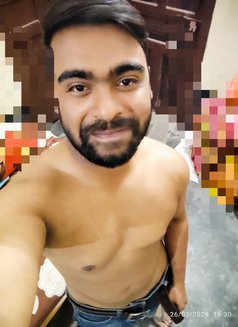 Akki Bisexual - Male adult performer in New Delhi Photo 6 of 14