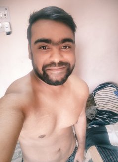 Akki Bisexual - Male adult performer in New Delhi Photo 12 of 14