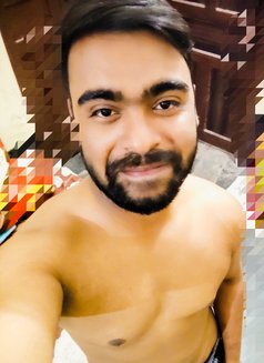 Akki Bisexual - Male adult performer in New Delhi Photo 15 of 15