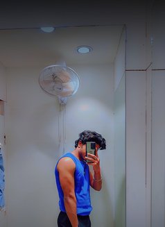 AKKI (delhi-manesar-gurugram) - Acompañantes masculino in New Delhi Photo 5 of 5