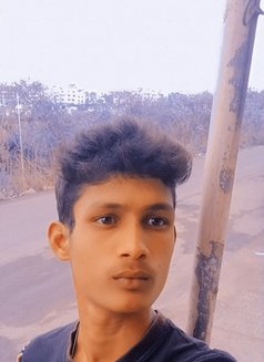 Akki - Male escort in Mumbai Photo 1 of 6