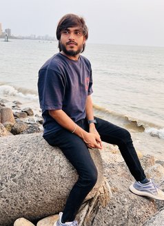 Akki - Male escort in Mumbai Photo 3 of 3