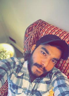 Akki - Male escort in Mumbai Photo 1 of 3