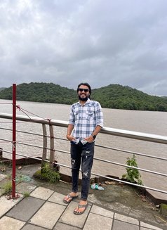 Akki - Male escort in Mumbai Photo 2 of 3