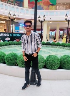 Akki - Male escort in Noida Photo 6 of 14