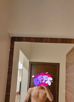 Aakashhh - Male escort in Pune Photo 5 of 12